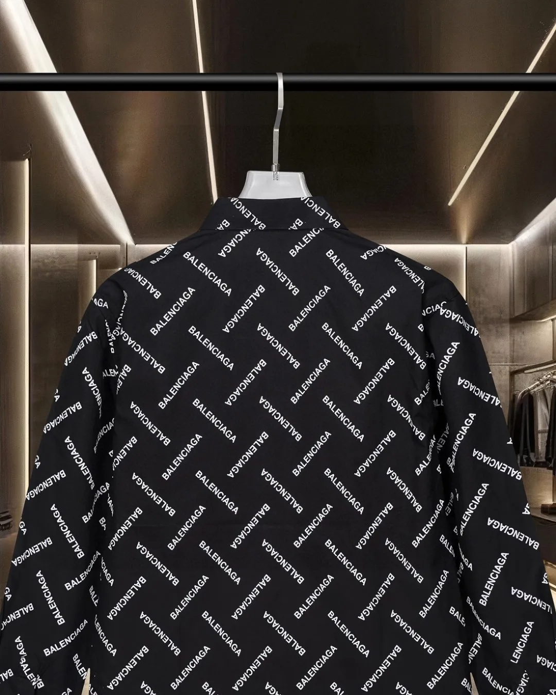 Balenciaga 🔥Hot Sale LOGO 2025ss New Arrival ， Logo Premium ， Breathable ， ， ，✅ logo ， 。 ， Quality。 ！ ， ！🐍Sizes：M-XXL